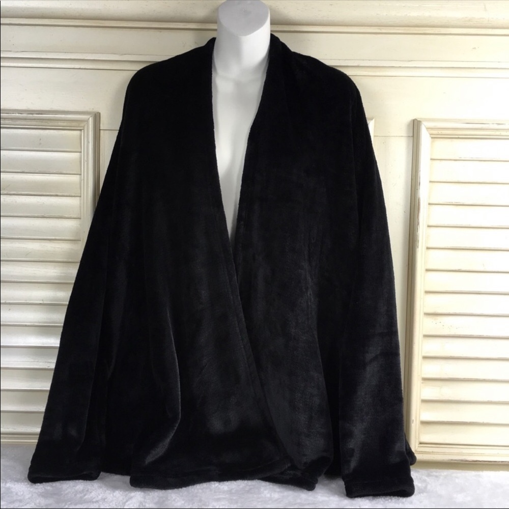 UGG Isla Plush Drape Cardigan Sweater in Black